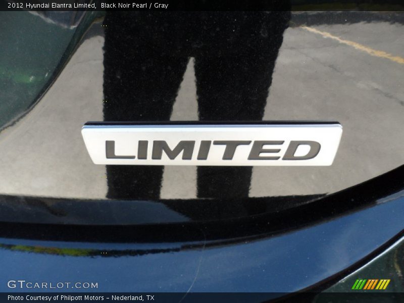 Black Noir Pearl / Gray 2012 Hyundai Elantra Limited