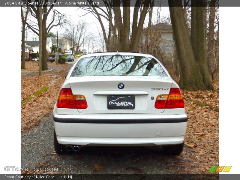 Alpine White / Sand 2004 BMW 3 Series 330xi Sedan