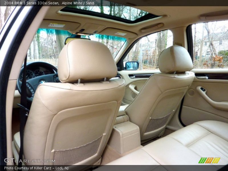 Alpine White / Sand 2004 BMW 3 Series 330xi Sedan