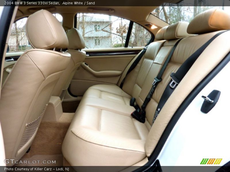 Alpine White / Sand 2004 BMW 3 Series 330xi Sedan