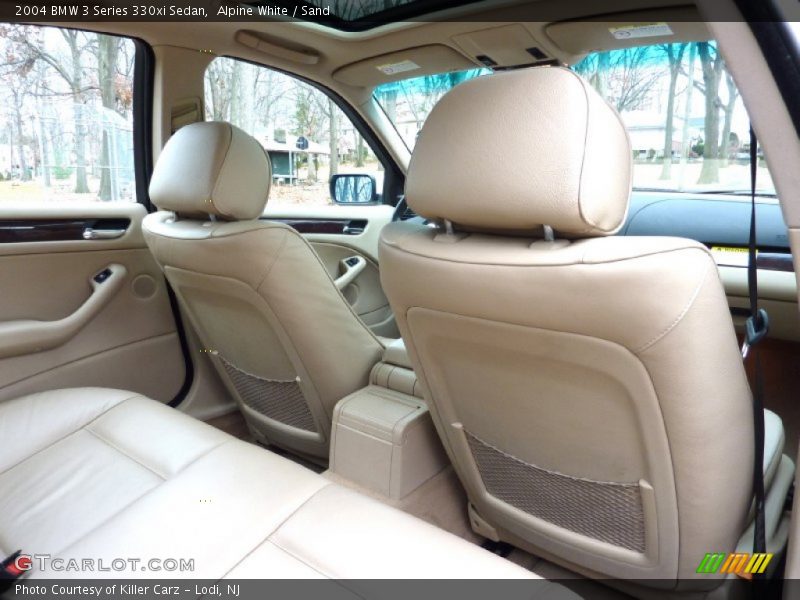 Alpine White / Sand 2004 BMW 3 Series 330xi Sedan