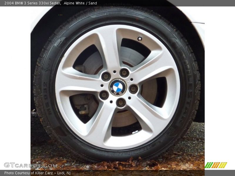 Alpine White / Sand 2004 BMW 3 Series 330xi Sedan