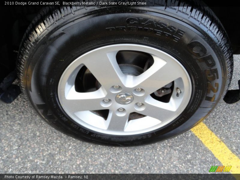 Blackberry Metallic / Dark Slate Gray/Light Shale 2010 Dodge Grand Caravan SE