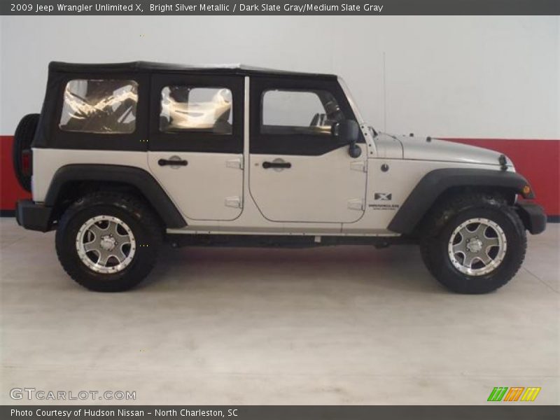 Bright Silver Metallic / Dark Slate Gray/Medium Slate Gray 2009 Jeep Wrangler Unlimited X