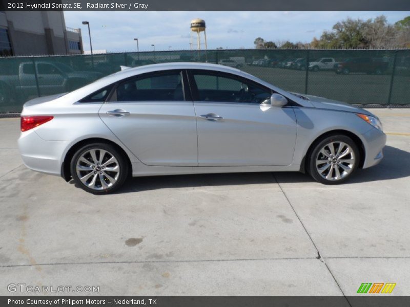 Radiant Silver / Gray 2012 Hyundai Sonata SE