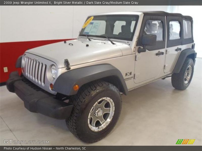 Bright Silver Metallic / Dark Slate Gray/Medium Slate Gray 2009 Jeep Wrangler Unlimited X