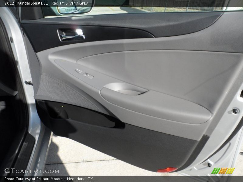 Radiant Silver / Gray 2012 Hyundai Sonata SE