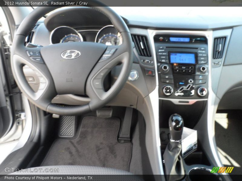 Radiant Silver / Gray 2012 Hyundai Sonata SE