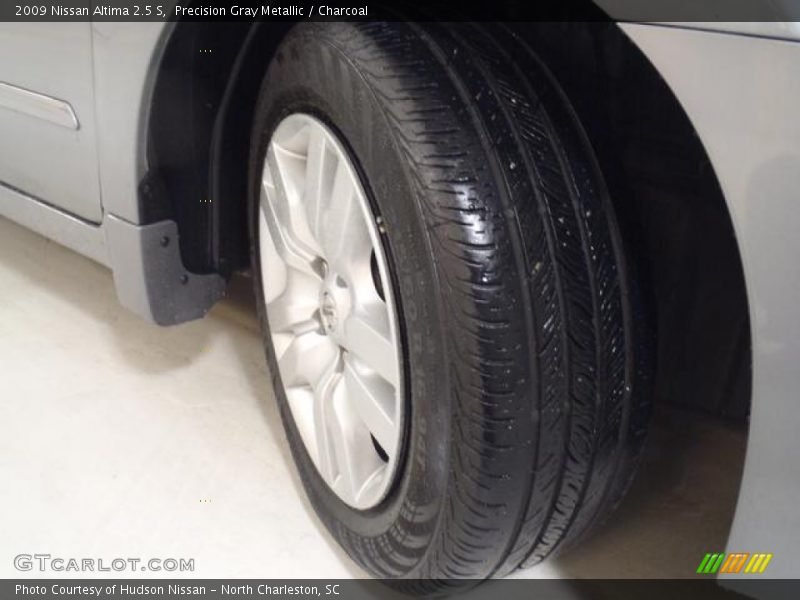 Precision Gray Metallic / Charcoal 2009 Nissan Altima 2.5 S