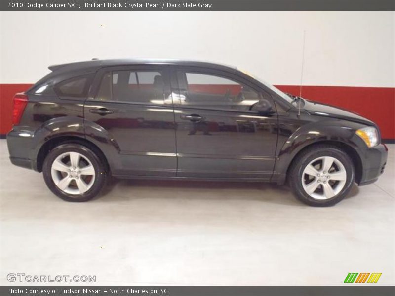 Brilliant Black Crystal Pearl / Dark Slate Gray 2010 Dodge Caliber SXT