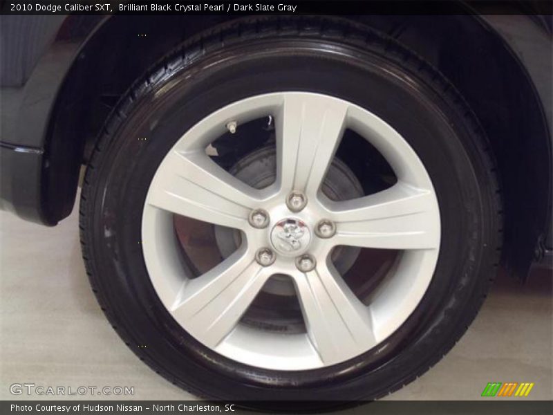 Brilliant Black Crystal Pearl / Dark Slate Gray 2010 Dodge Caliber SXT