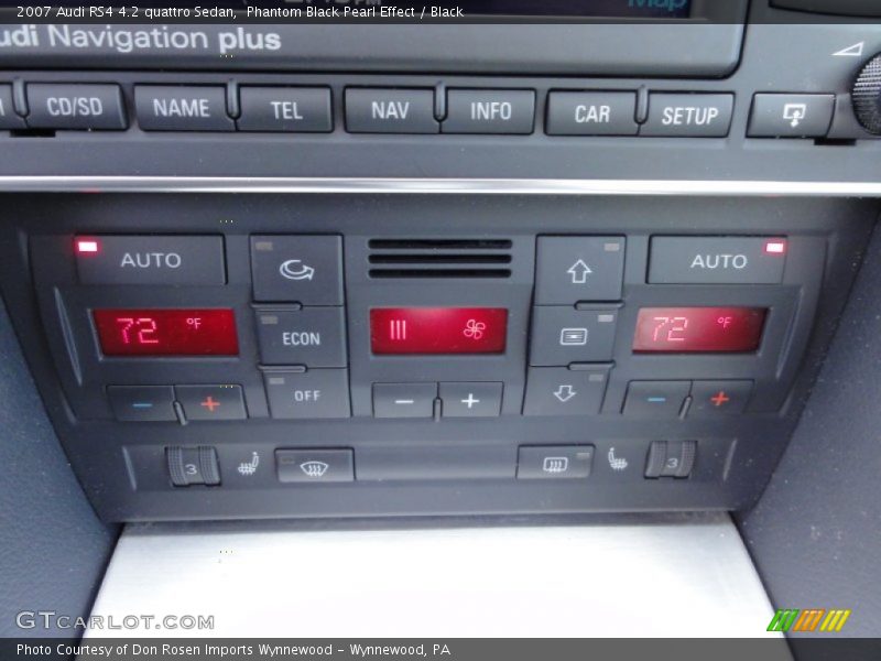 Controls of 2007 RS4 4.2 quattro Sedan