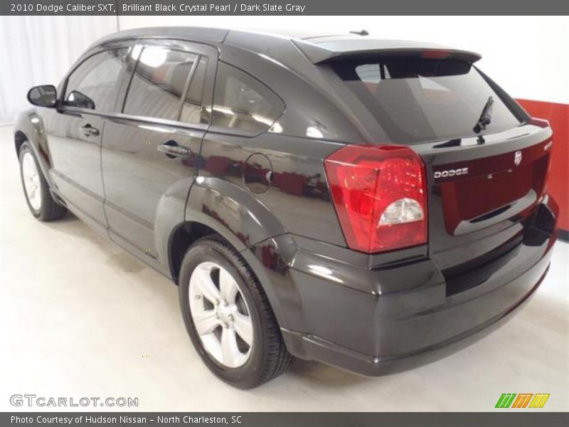 Brilliant Black Crystal Pearl / Dark Slate Gray 2010 Dodge Caliber SXT