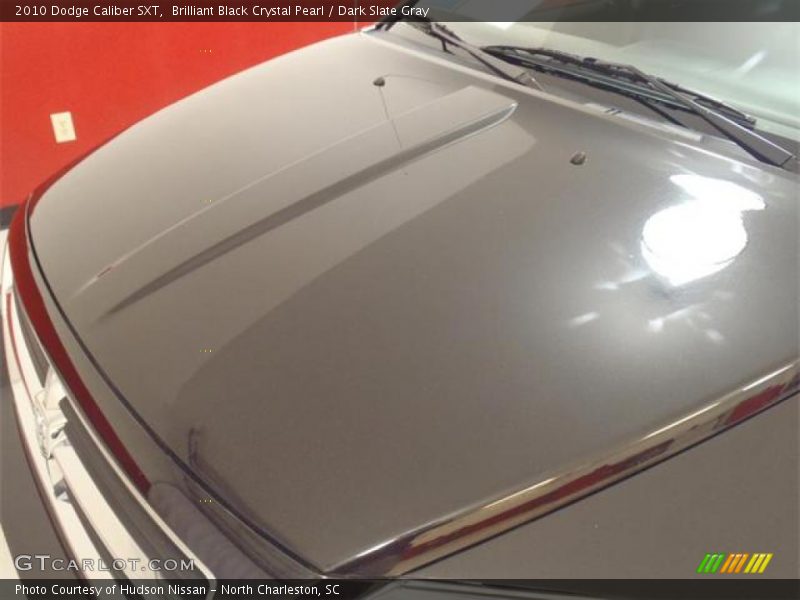 Brilliant Black Crystal Pearl / Dark Slate Gray 2010 Dodge Caliber SXT