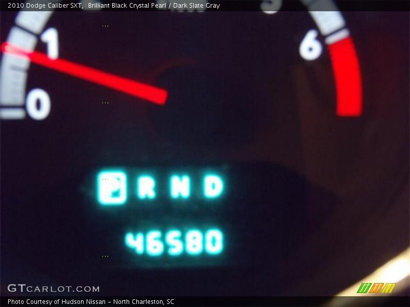 Brilliant Black Crystal Pearl / Dark Slate Gray 2010 Dodge Caliber SXT