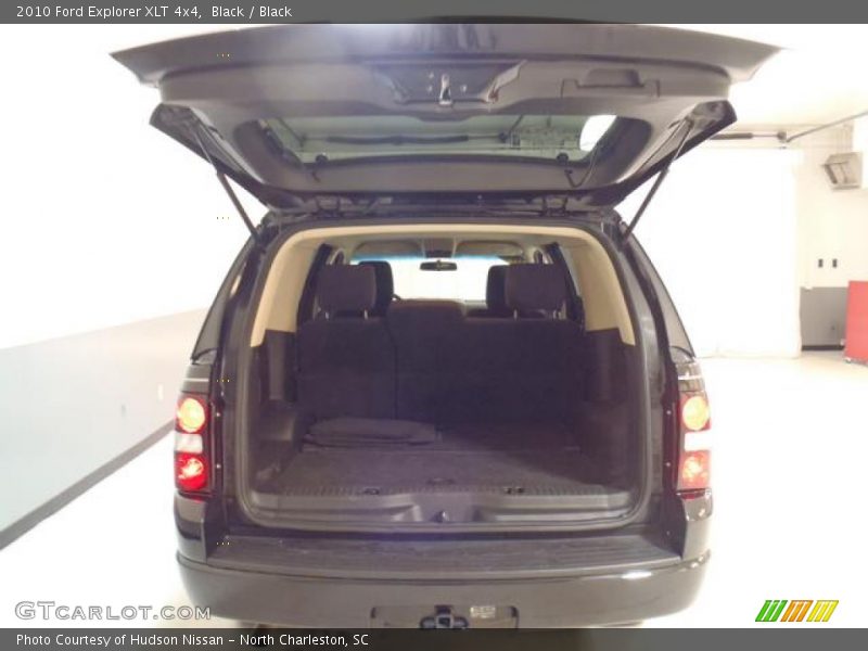 Black / Black 2010 Ford Explorer XLT 4x4