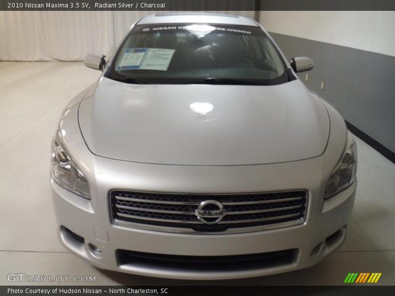 Radiant Silver / Charcoal 2010 Nissan Maxima 3.5 SV