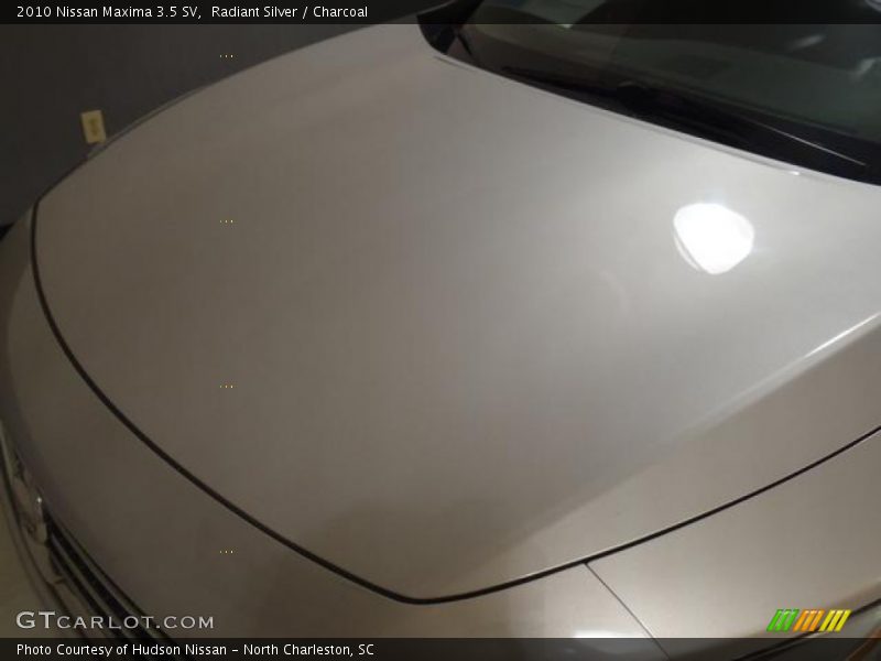 Radiant Silver / Charcoal 2010 Nissan Maxima 3.5 SV