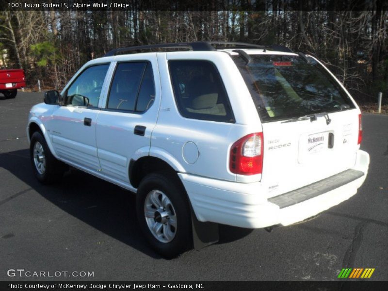 Alpine White / Beige 2001 Isuzu Rodeo LS