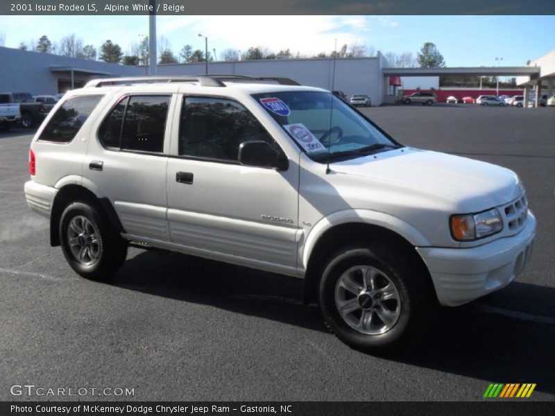 Alpine White / Beige 2001 Isuzu Rodeo LS