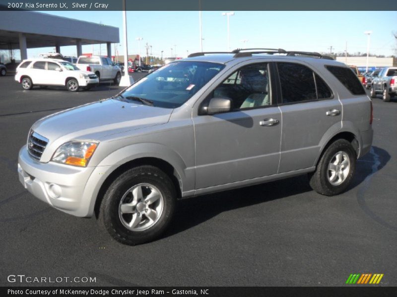 Silver / Gray 2007 Kia Sorento LX