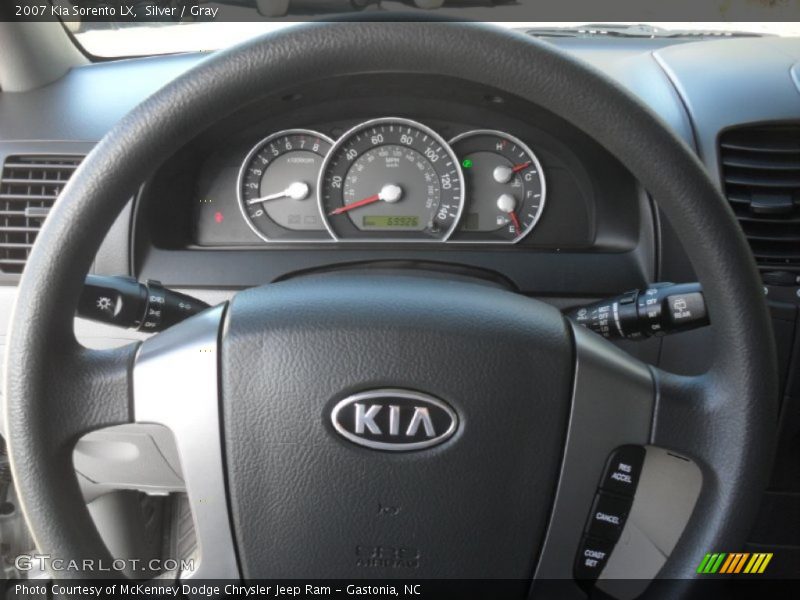 Silver / Gray 2007 Kia Sorento LX