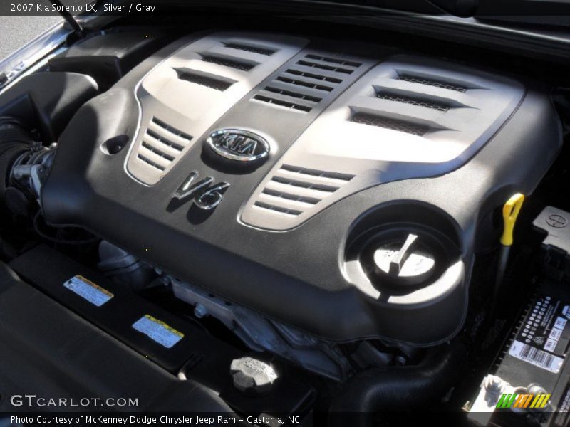 Silver / Gray 2007 Kia Sorento LX