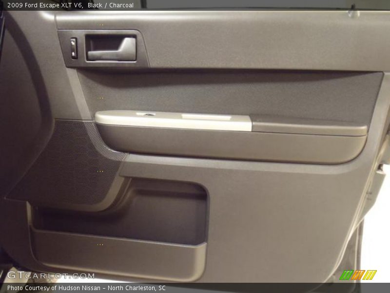 Black / Charcoal 2009 Ford Escape XLT V6