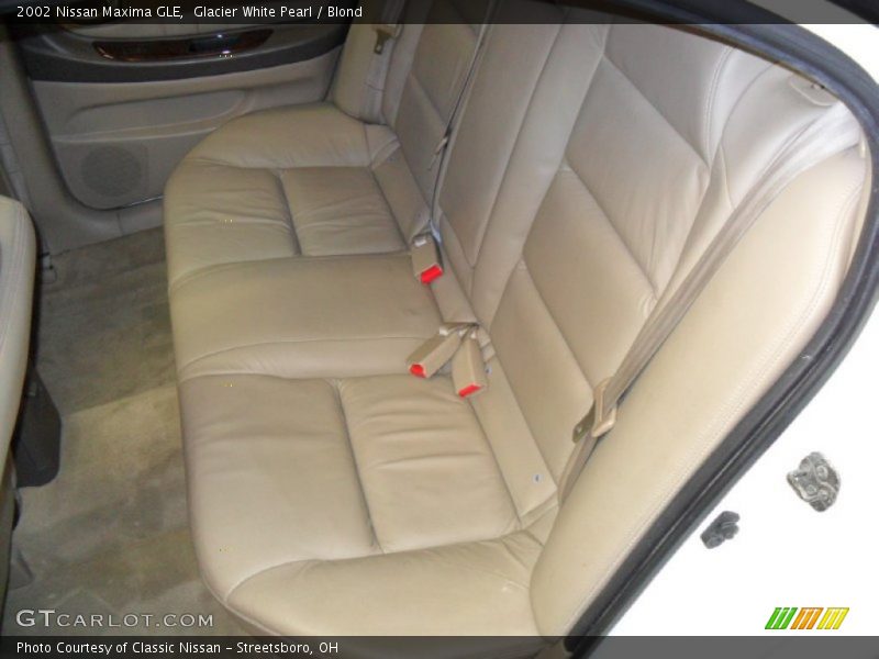 Glacier White Pearl / Blond 2002 Nissan Maxima GLE