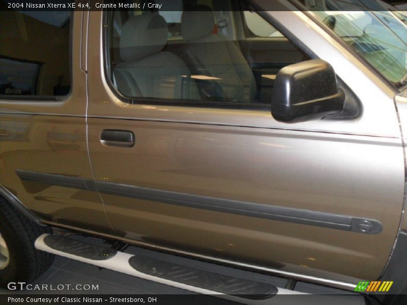 Granite Metallic / Gray 2004 Nissan Xterra XE 4x4