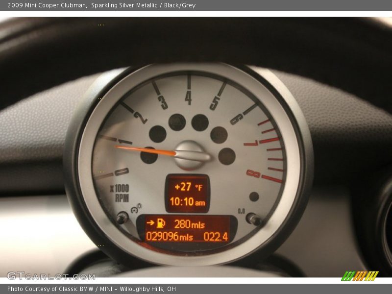 Sparkling Silver Metallic / Black/Grey 2009 Mini Cooper Clubman