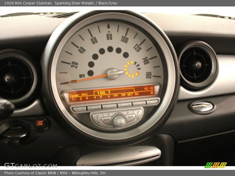 Sparkling Silver Metallic / Black/Grey 2009 Mini Cooper Clubman