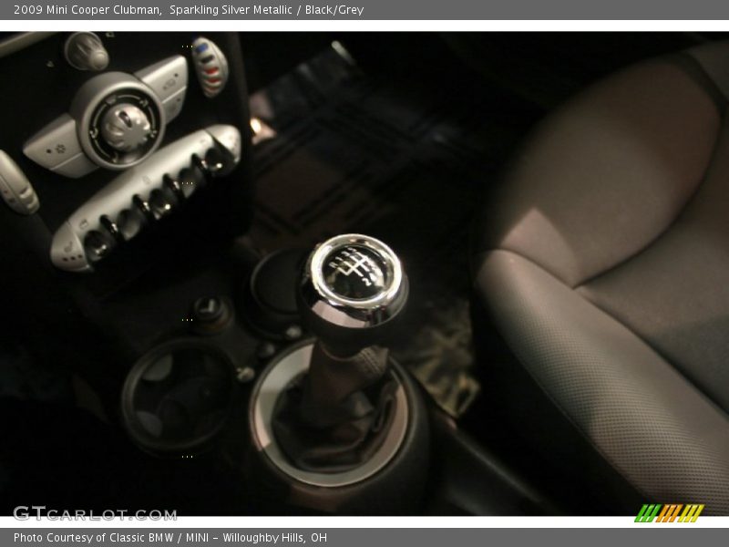 Sparkling Silver Metallic / Black/Grey 2009 Mini Cooper Clubman