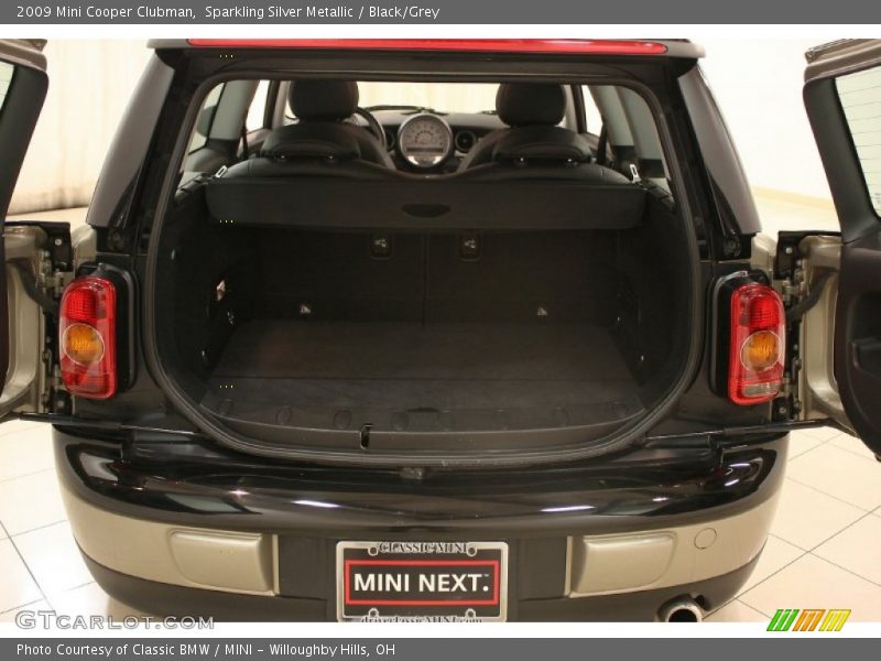 Sparkling Silver Metallic / Black/Grey 2009 Mini Cooper Clubman
