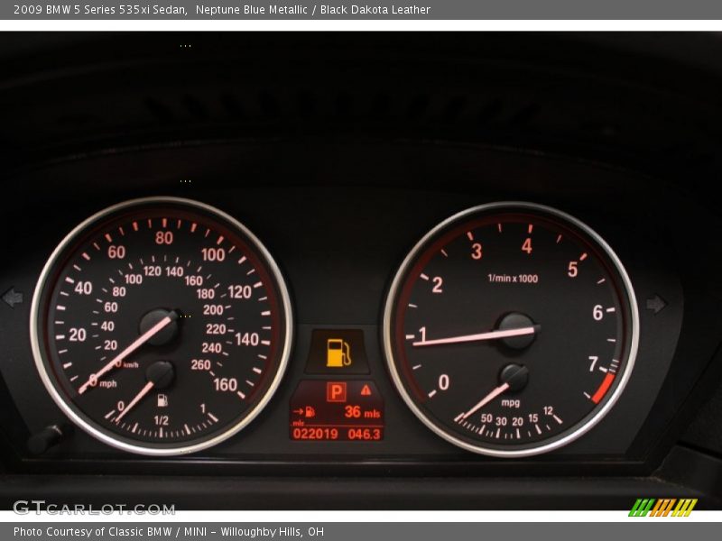  2009 5 Series 535xi Sedan 535xi Sedan Gauges