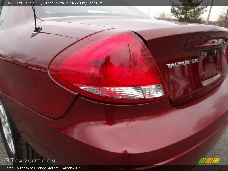 Merlot Metallic / Medium/Dark Flint 2007 Ford Taurus SEL