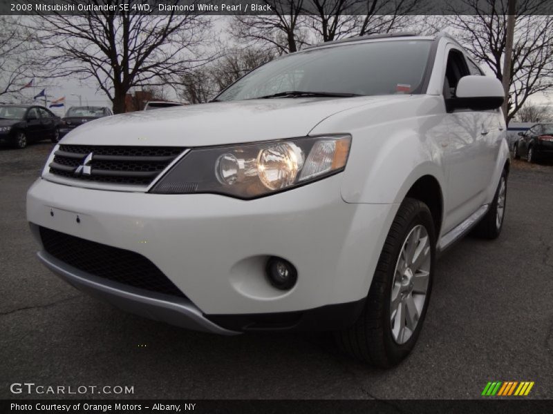 Diamond White Pearl / Black 2008 Mitsubishi Outlander SE 4WD