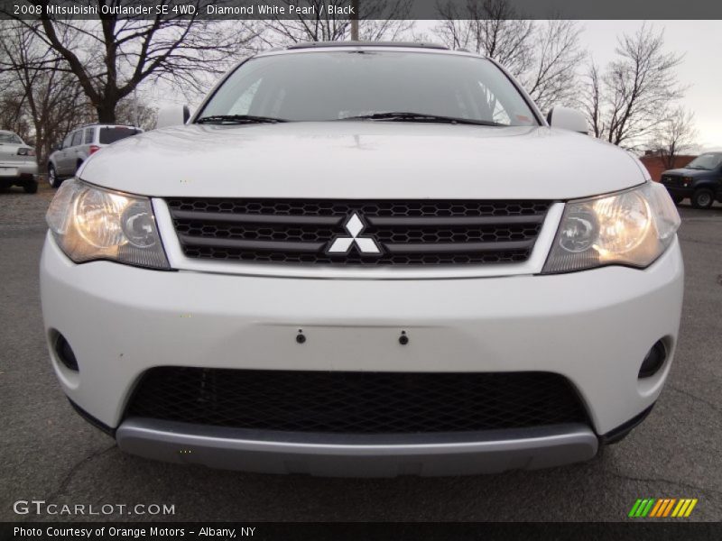 Diamond White Pearl / Black 2008 Mitsubishi Outlander SE 4WD