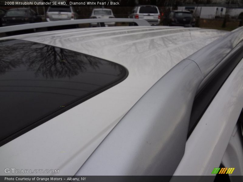 Diamond White Pearl / Black 2008 Mitsubishi Outlander SE 4WD