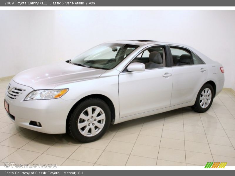 Classic Silver Metallic / Ash 2009 Toyota Camry XLE