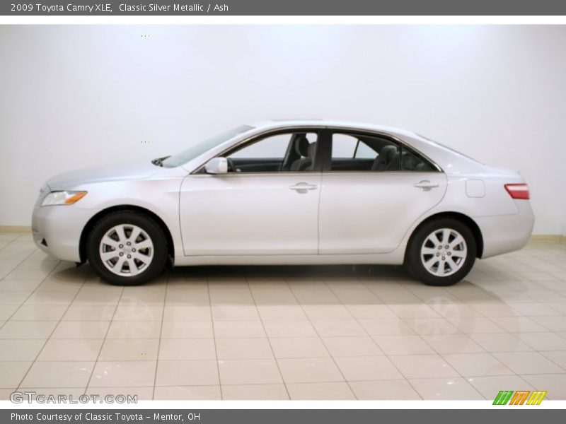 Classic Silver Metallic / Ash 2009 Toyota Camry XLE