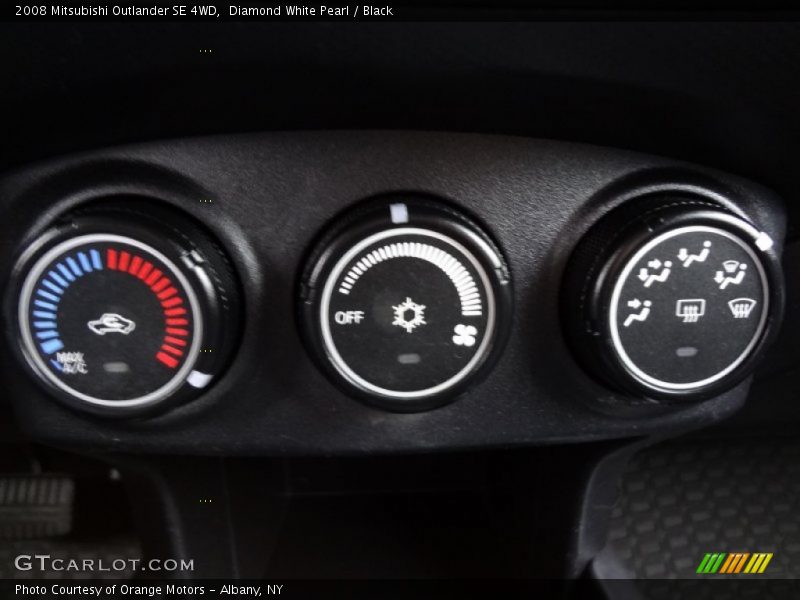 Diamond White Pearl / Black 2008 Mitsubishi Outlander SE 4WD