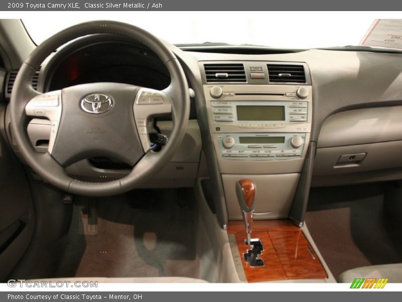 Classic Silver Metallic / Ash 2009 Toyota Camry XLE