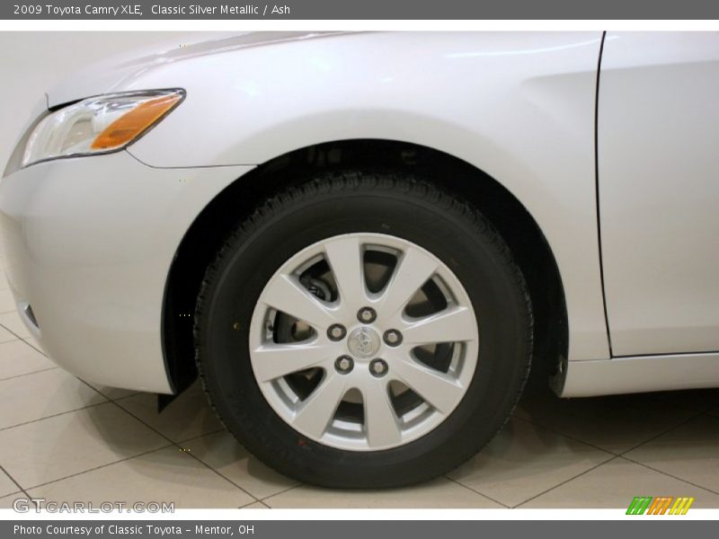 Classic Silver Metallic / Ash 2009 Toyota Camry XLE