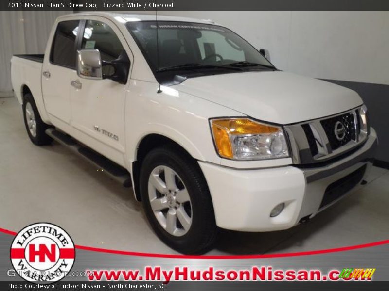Blizzard White / Charcoal 2011 Nissan Titan SL Crew Cab