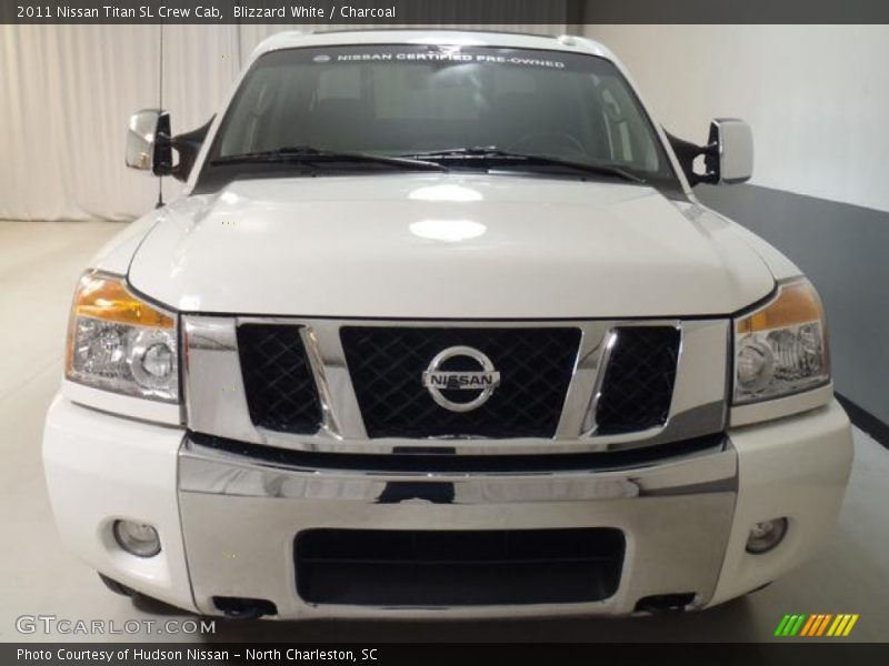 Blizzard White / Charcoal 2011 Nissan Titan SL Crew Cab