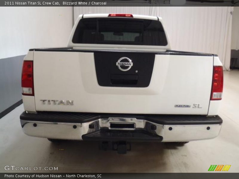 Blizzard White / Charcoal 2011 Nissan Titan SL Crew Cab