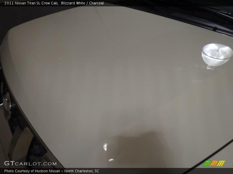 Blizzard White / Charcoal 2011 Nissan Titan SL Crew Cab
