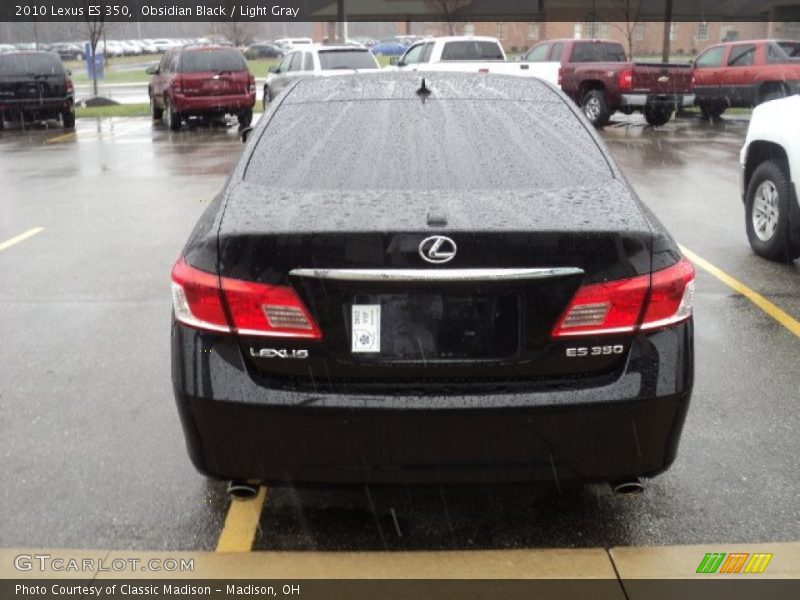 Obsidian Black / Light Gray 2010 Lexus ES 350