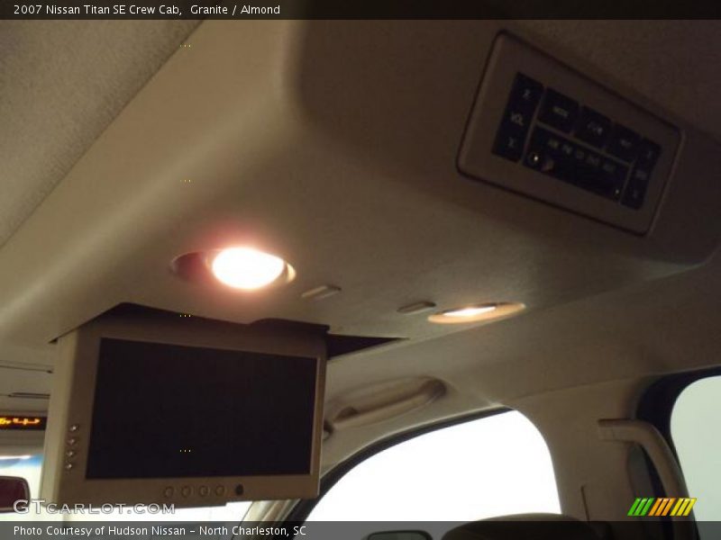 Granite / Almond 2007 Nissan Titan SE Crew Cab